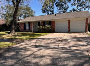 5723 Chrystell Ln, Houston, TX 77092