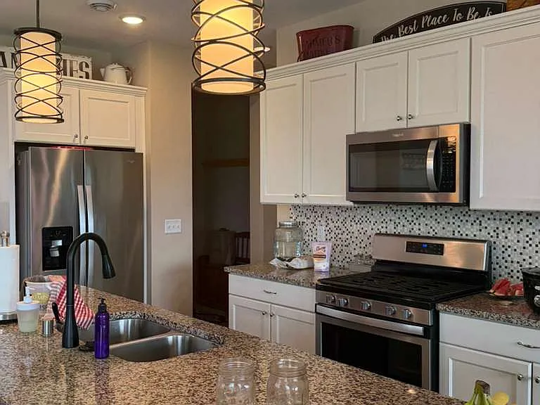 9214 Kaiser Cir NE — Photo 7