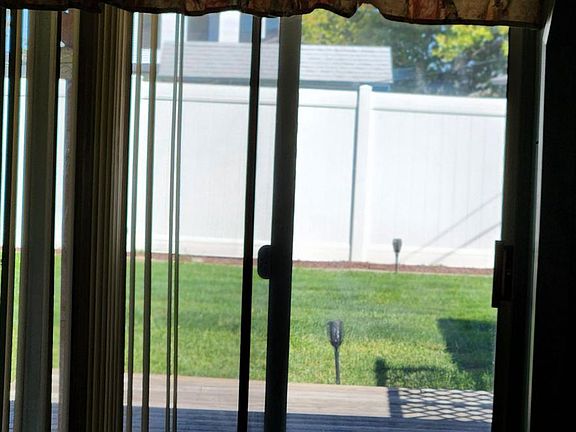 5th image of 32 Freedom Ln