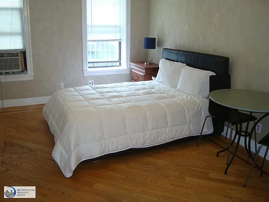Rented by Metropolitan Property Group | media 20