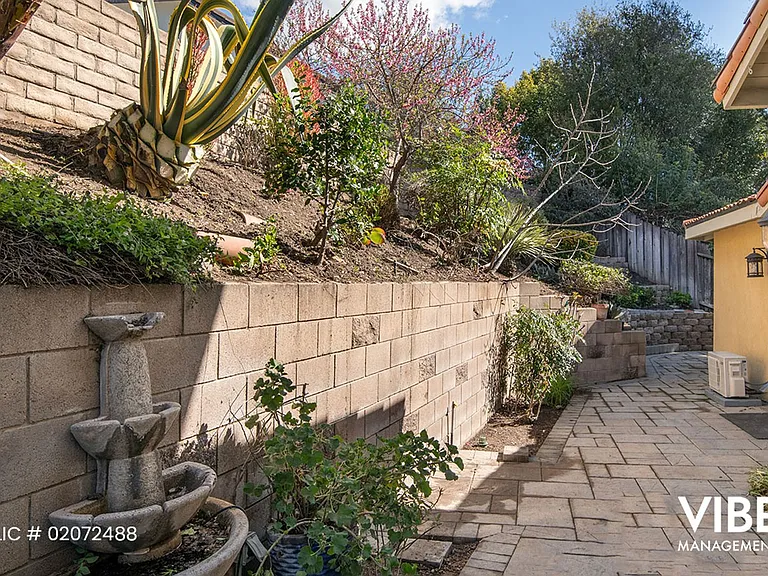 3148 Black Hills Ct — Photo 22