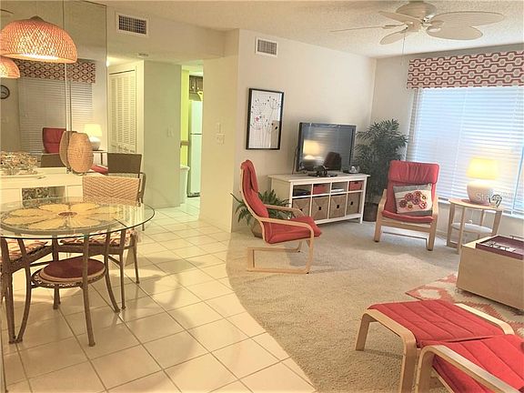 3rd image of 1605 Hammock Pine Blvd #1605