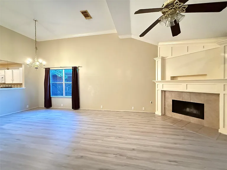 19134 Broadwind Ln — Photo 5