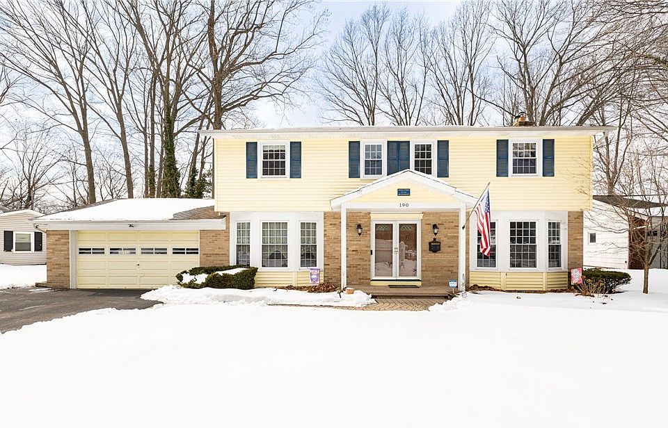 1st image of 190 Courtly Cir