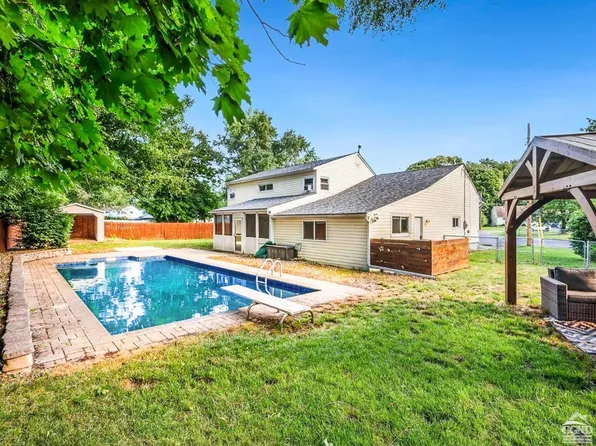 4 Evergreen Court, Saugerties, NY 12477