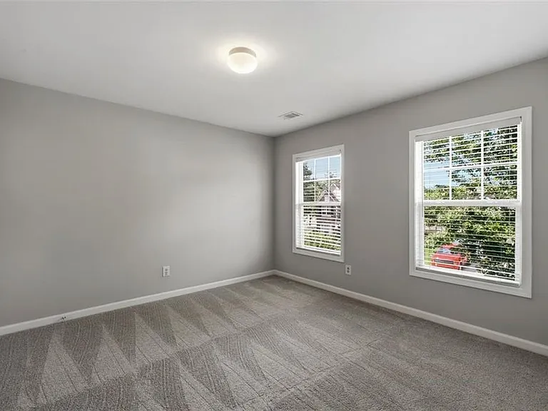 2531 Fieldview Way — Photo 13