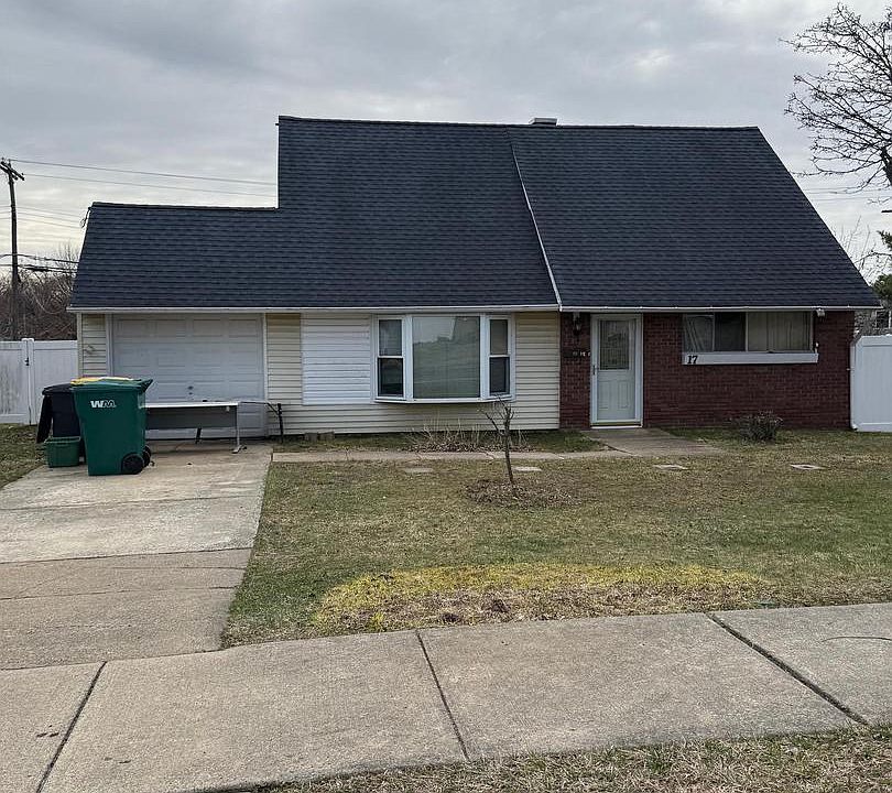 1st image of 17 Tulip Tree Rd