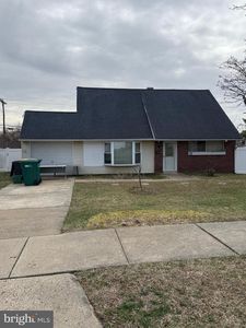 17 Tulip Tree Rd, Levittown, PA, 19056