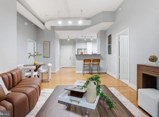 4490 Market Commons Dr Unit 112, Fairfax, VA 22033