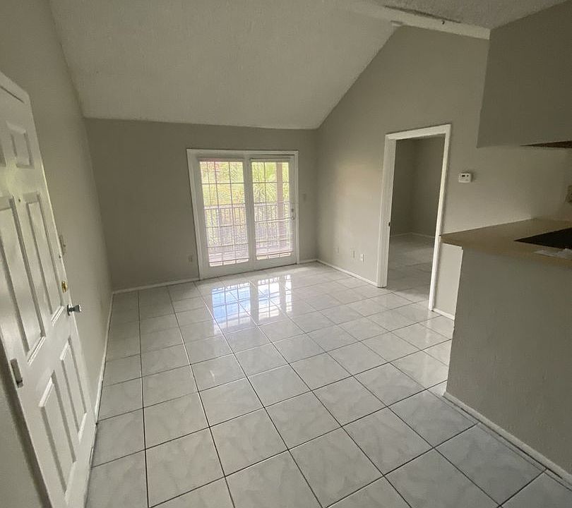 1st image of 208 Afton Sq Unit 303
