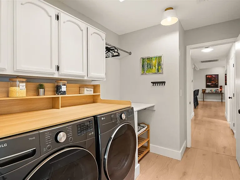 200 Cathedral Rock Dr — Photo 36