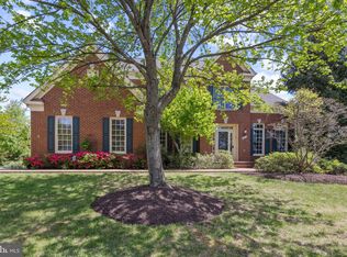 6037 Sumner Rd, Alexandria, VA 22310