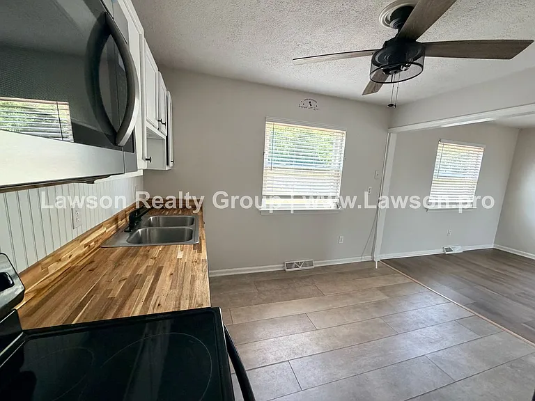 2868 Silver Leaf Dr — Photo 11