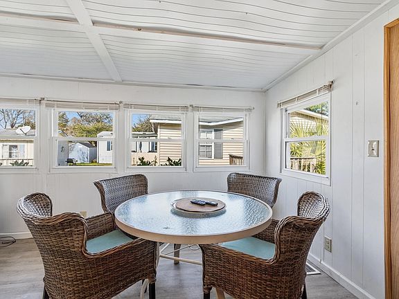 5th image of 154 Crooked Island Circle