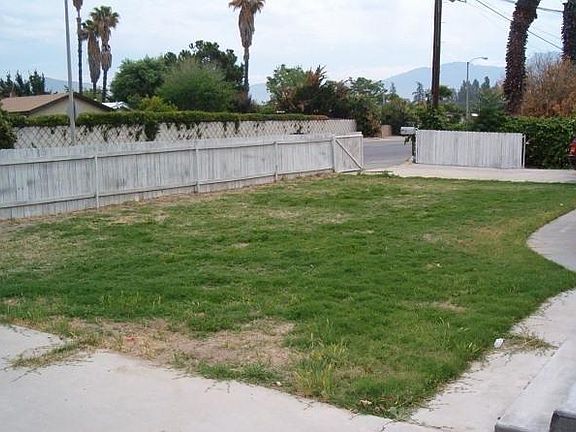 5th image of 521 E Menlo Ave