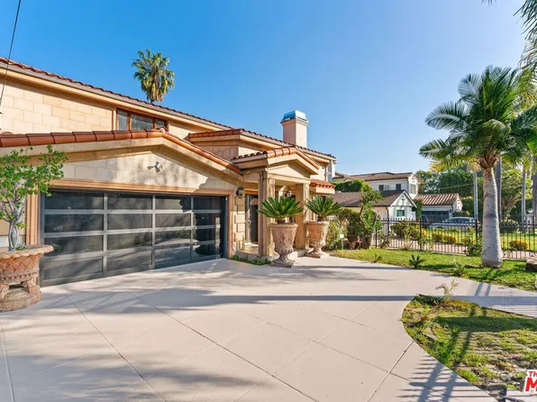 15123 Greenleaf St, Sherman Oaks, CA 91403