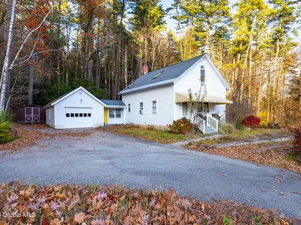 68 Gurney Lane, Queensbury, NY 12804