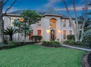 2106 Grand Mesa Dr, Kingwood, TX 77345