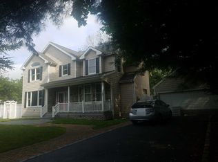 5 Sapphire Pl, Huntington Station, NY 11746