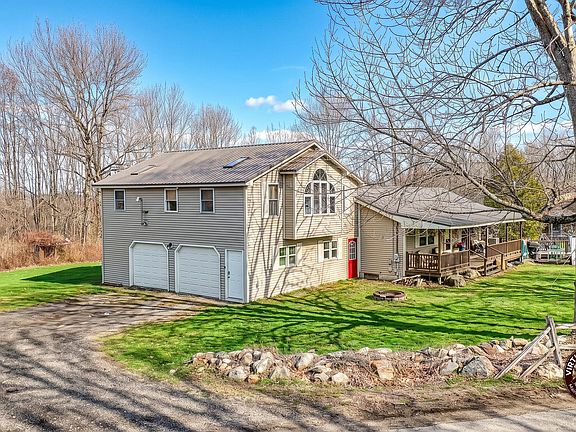 2nd image of 43 Peaslee Road