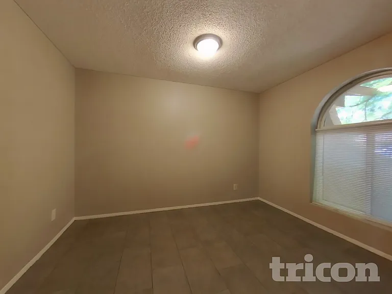 4140 W Pershing Ave — Photo 12