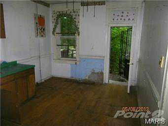 5th image of 3215 Natural Bridge Ave