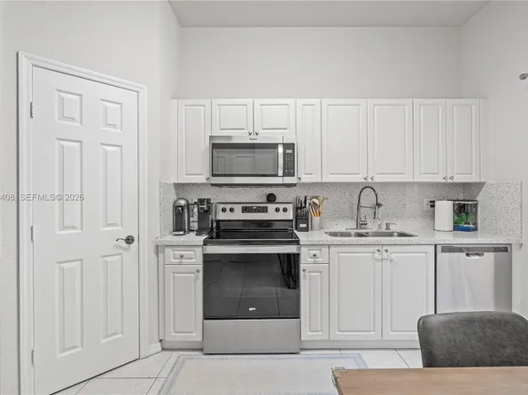 1940 SE 24th Ter, Homestead, FL 33035