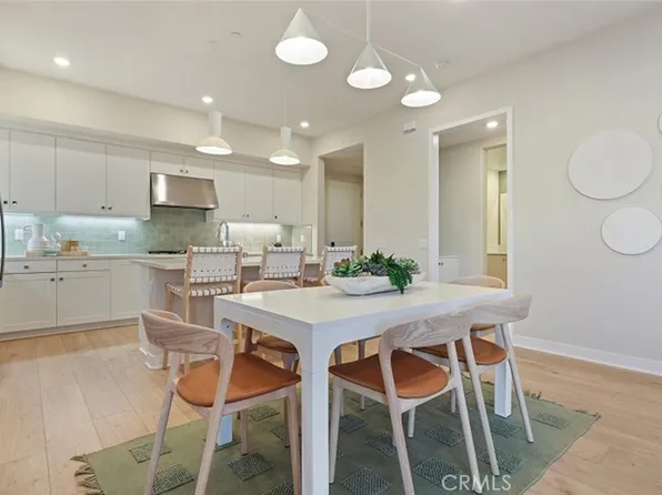 563 Mulligan, Irvine, CA 92618