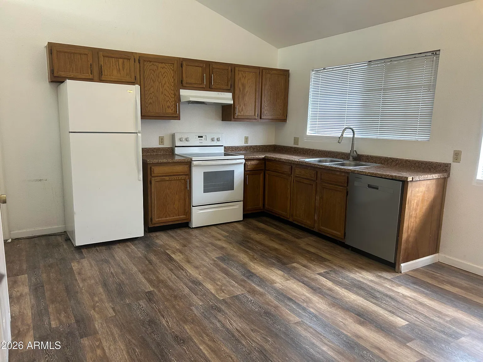 2 bed, 2.0 bath, 1003 sqft, $1,500 — Photo 4