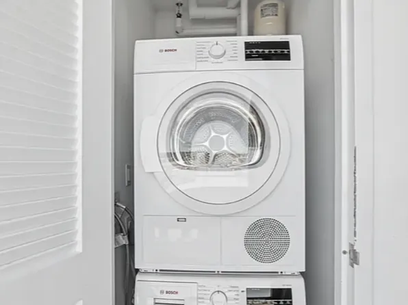 378 Weirfield Street image 4 of 24