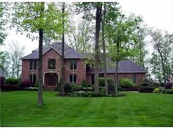 2822 Amanda Lakes Dr photo 1