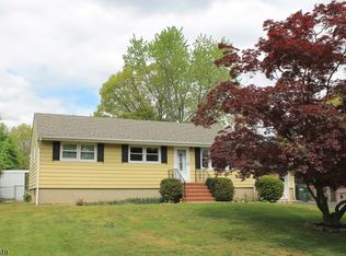 55 Walnut Ave, Somerset, NJ 08873