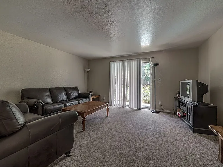 724 W 1720 N #109 — Photo 7