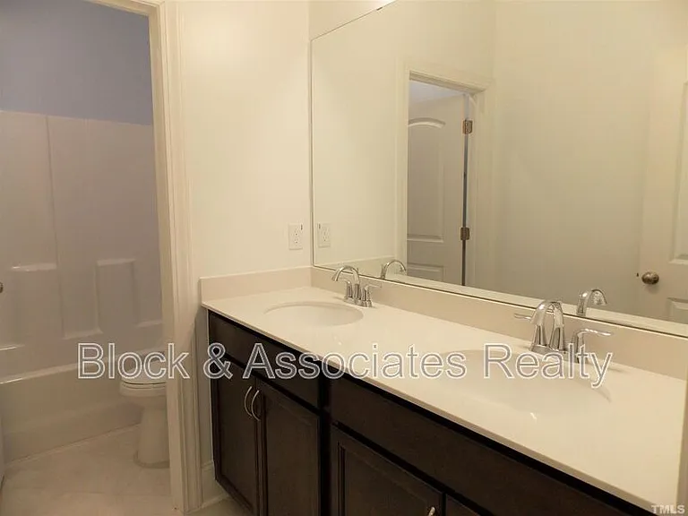 2940 Thurman Dairy Loop — Photo 24