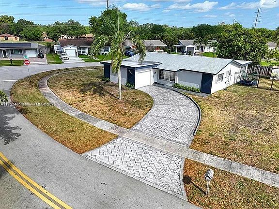 2nd image of 9611 NW 13th St