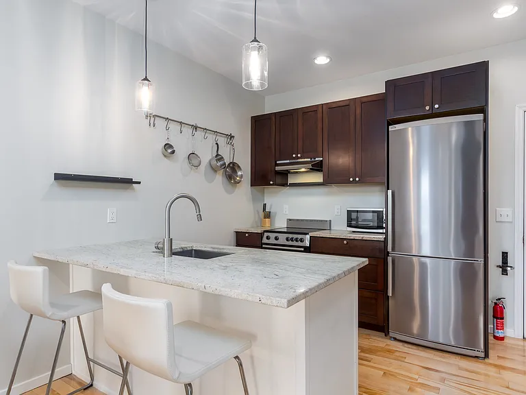 131 Main St #707 — Photo 4