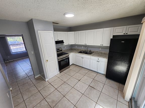 2nd image of 4838 Royal Palm Ave #4838