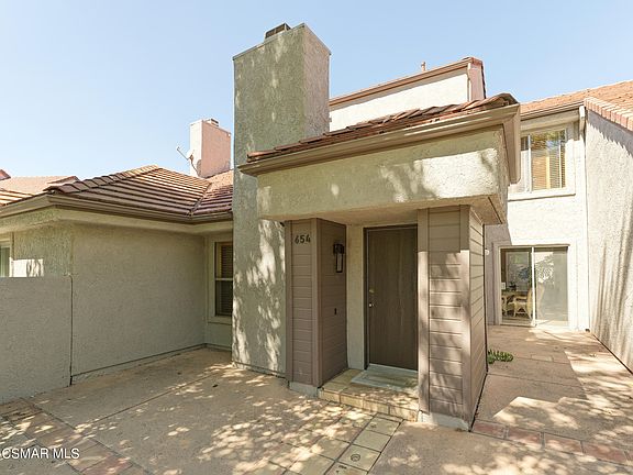 3rd image of 654 N Via Colinas