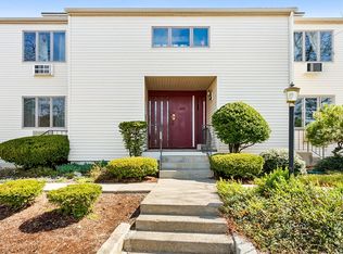 405 Great Rd APT 1, Acton, MA 01720
