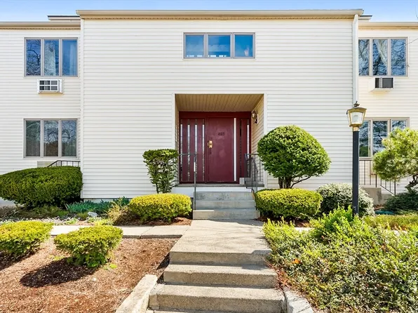 405 Great Rd APT 1, Acton, MA 01720