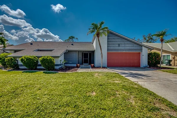 3 bed, 2.5 bath, 2109 sqft, $3,300 — Photo 1