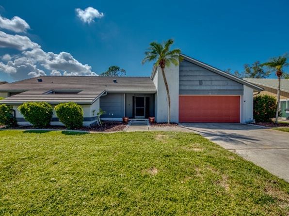 5809 Cordwood Ln
