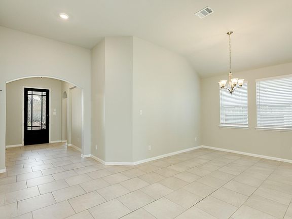 5th image of 1842 Kenley Way