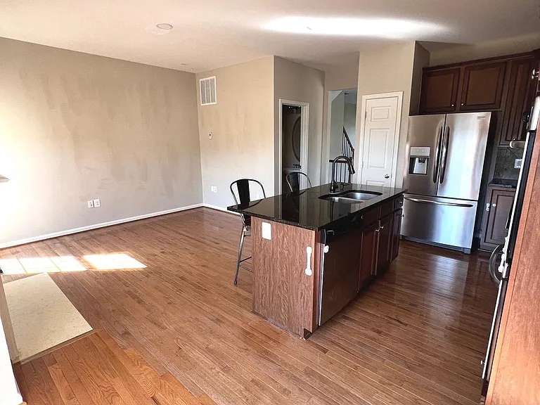 194 Oxbow Dr — Photo 8