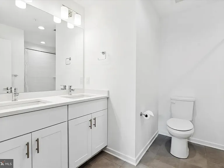 3127 Beachview Ln — Photo 17
