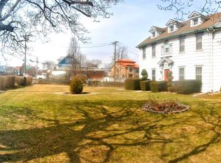 15230 14th Rd, Flushing, NY 11357