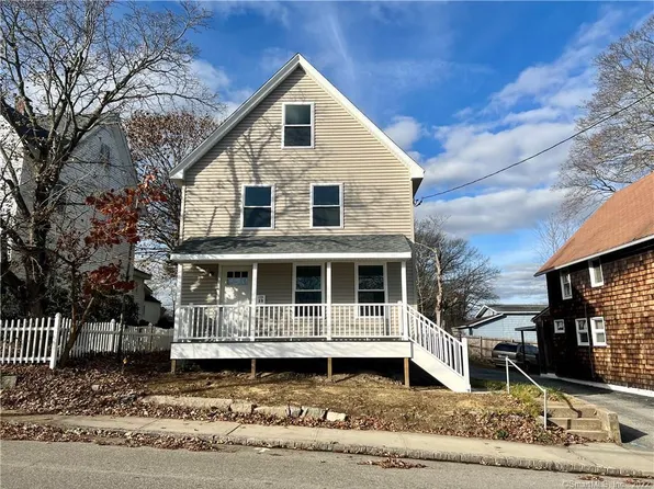 15 Walden Avenue, New London, CT 06320