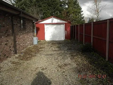 1109 110th St S photo 1