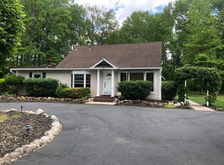 351 Asbury Rd, Farmingdale, NJ 07727