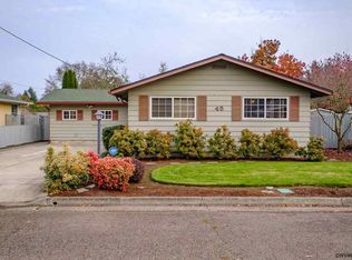 45 Hiatt St, Lebanon, OR 97355